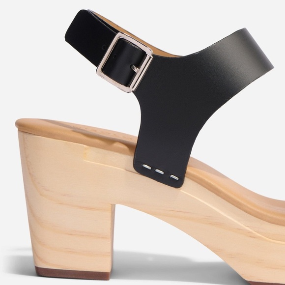 Nisolo All-Day Open Toe Clog in Black - Picture 5 of 12